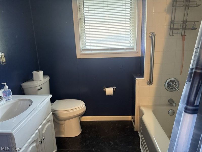 235 15th Street NW, Barberton, OH 44203 Photo 17