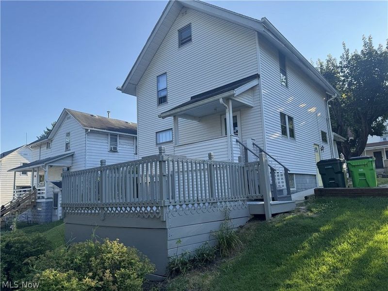 235 15th Street NW, Barberton, OH 44203 Photo 3