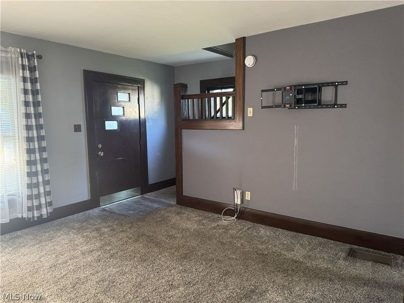 235 15th Street NW, Barberton, OH 44203 Photo 6