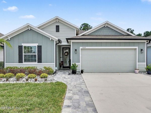 3229 CROCUS Lane, Green Cove Springs, FL 32043