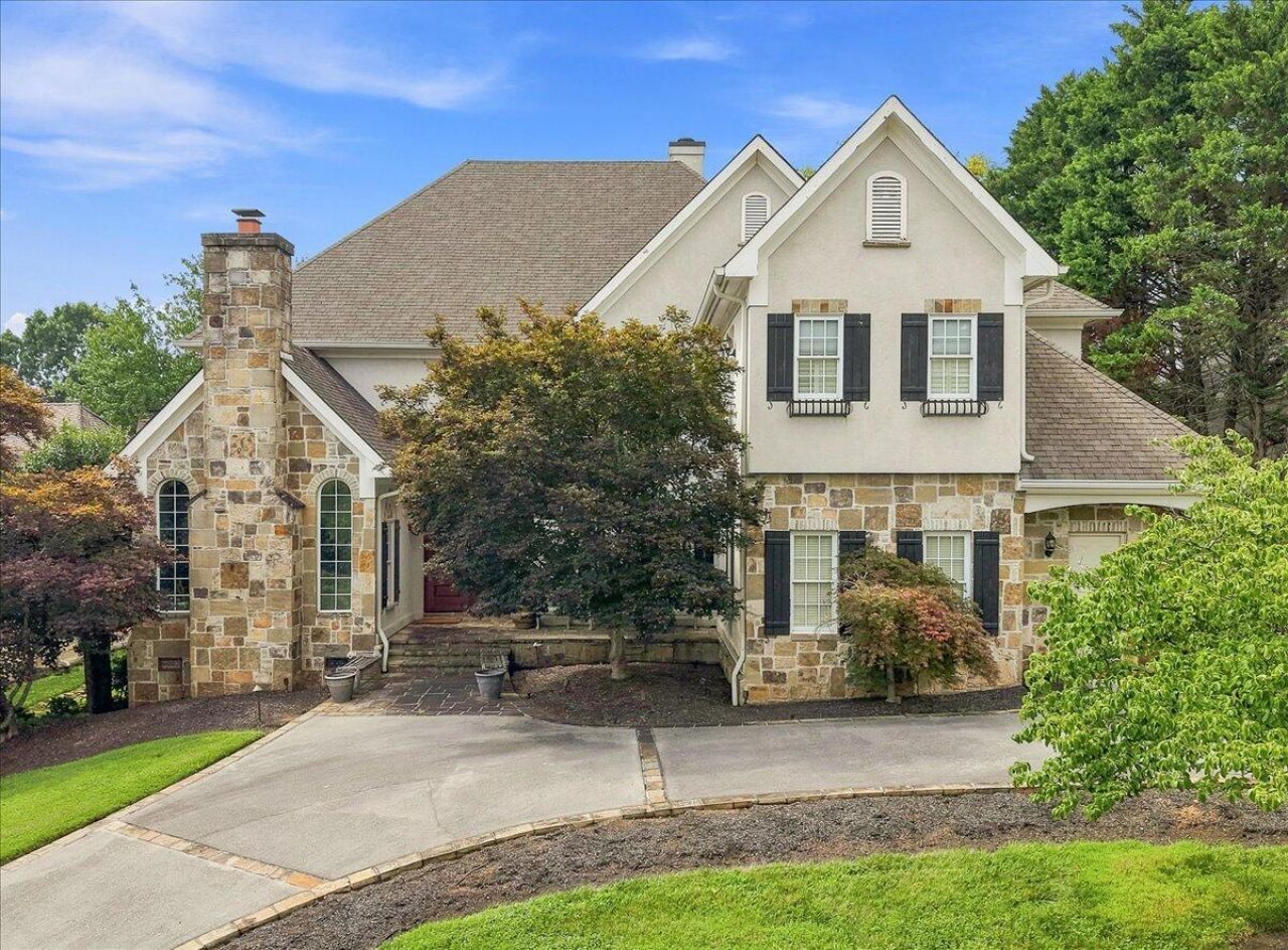9421 Polo Club Lane Knoxville, TN 37922