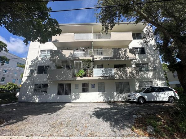 755 SW 6th St, Unit 10, Miami, FL 33130