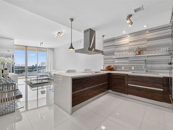 1100 Biscayne Boulevard , Unit 2902, Miami, FL 33132