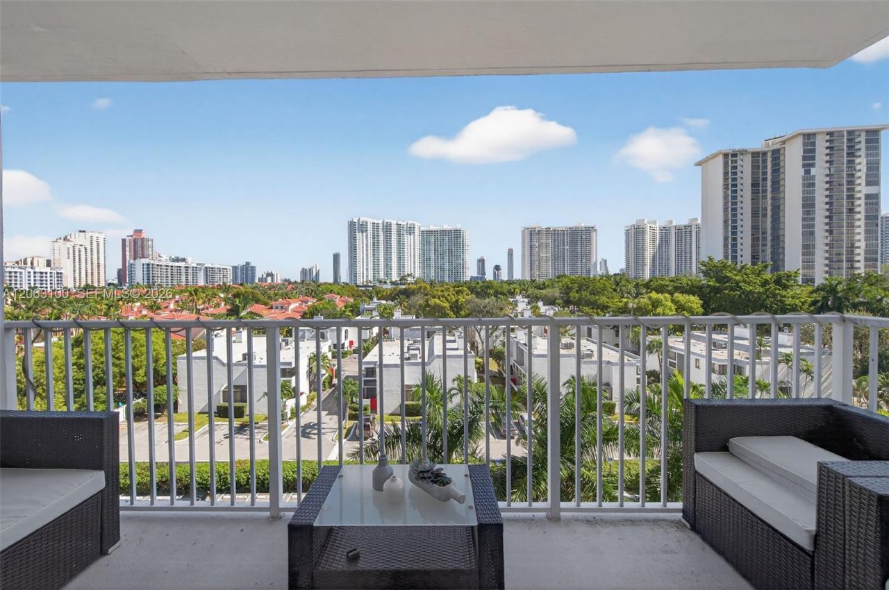 2851 NE 183rd St , Unit 605E, Aventura, FL 33160 Photo