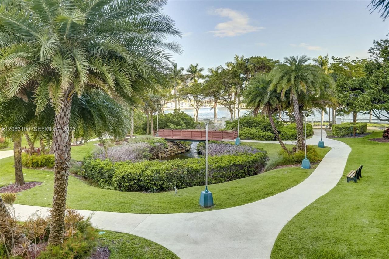2851 NE 183rd St , Unit 605E, Aventura, FL 33160 Photo