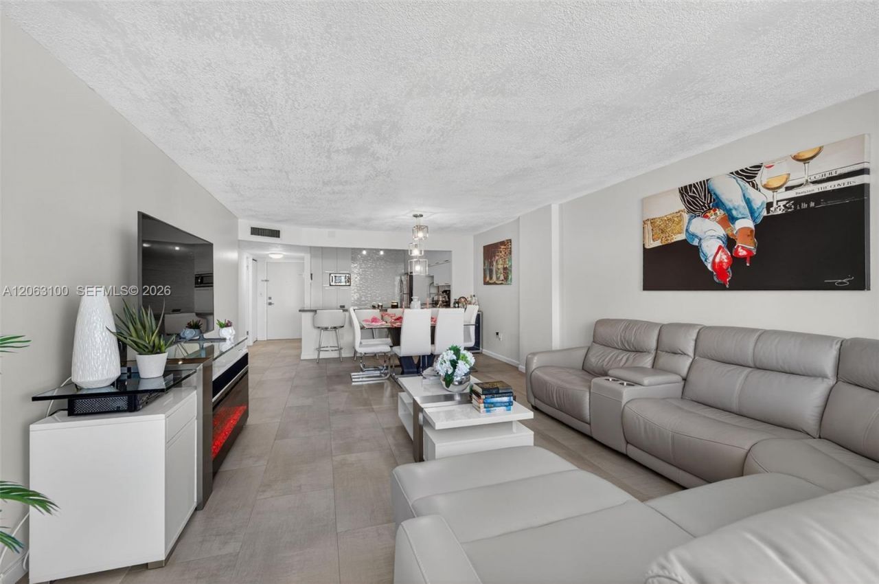 2851 NE 183rd St , Unit 605E, Aventura, FL 33160 Photo