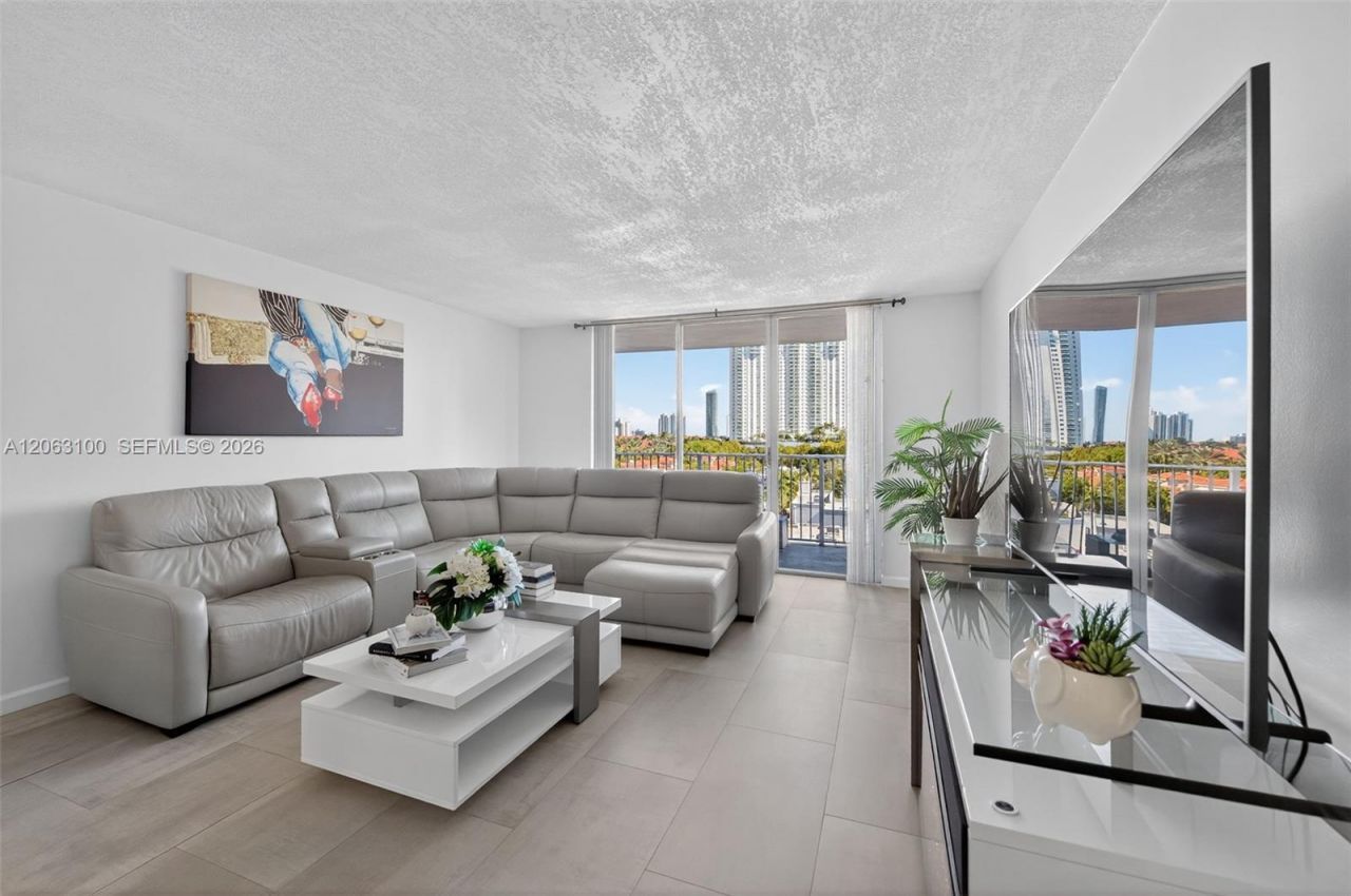 2851 NE 183rd St , Unit 605E, Aventura, FL 33160 Photo