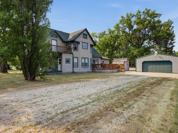 295 9th Avenue, Walcott, ND 58077