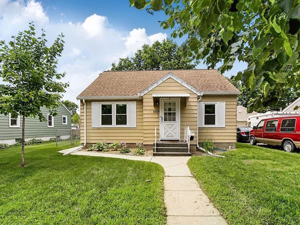 1049 16th Avenue S, Saint Cloud, MN 56301