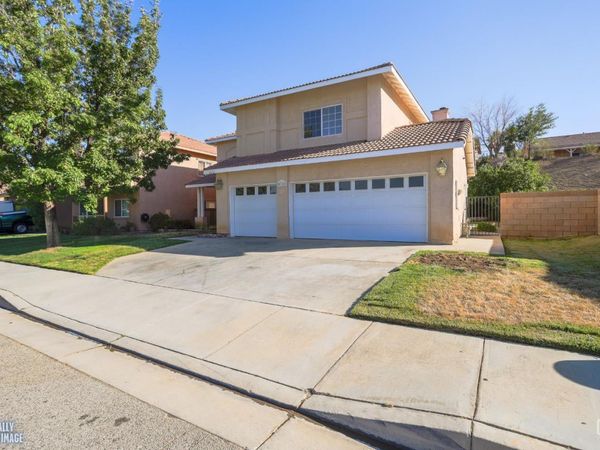 4156 Sungate Drive, Palmdale, CA 93551