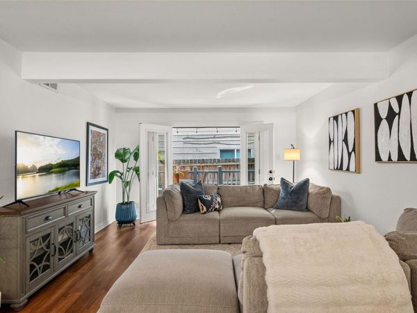 2208 Enfield RD, Unit 107, Austin, TX 78703