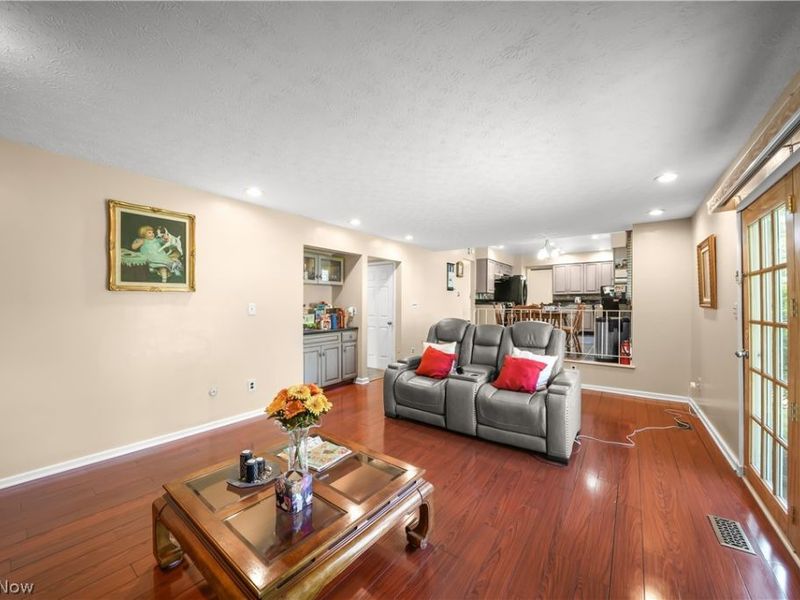4781 N Hillary Oval, Richmond Heights, OH 44143 Photo 13
