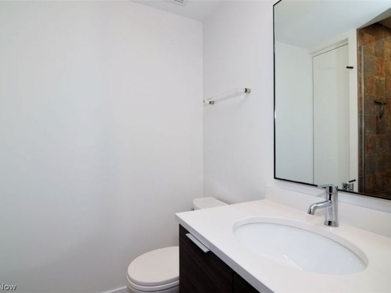 1 Bratenahl Place, Unit 1207, Bratenahl, OH 44108 Photo 31