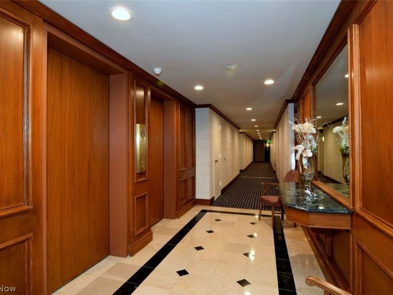 1 Bratenahl Place, Unit 1207, Bratenahl, OH 44108 Photo 34