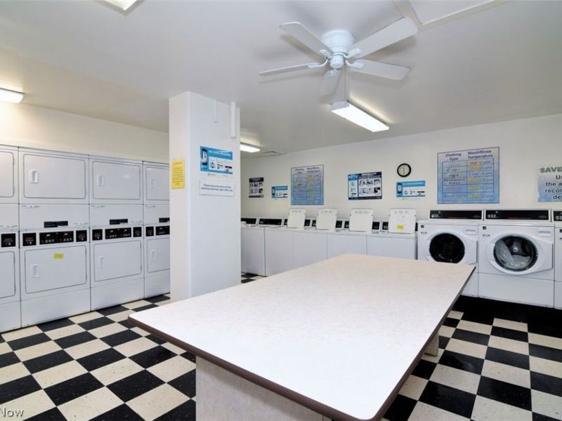 1 Bratenahl Place, Unit 1207, Bratenahl, OH 44108 Photo 35