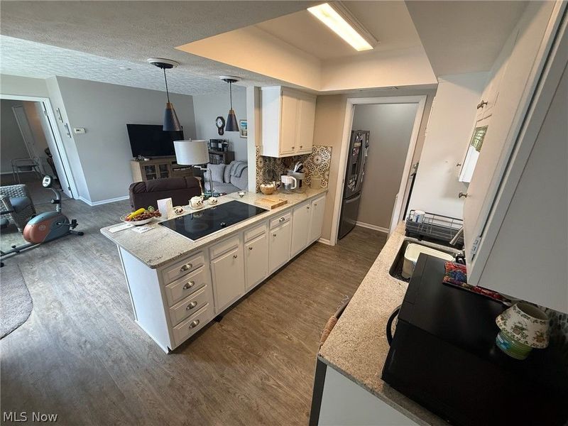 2143 Greenway Drive, Uniontown, OH 44685 Photo 8