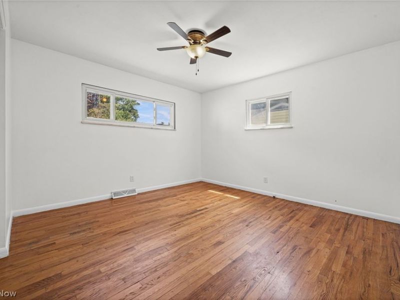 23080 Mildred Avenue, North Olmsted, OH 44070 Photo 16