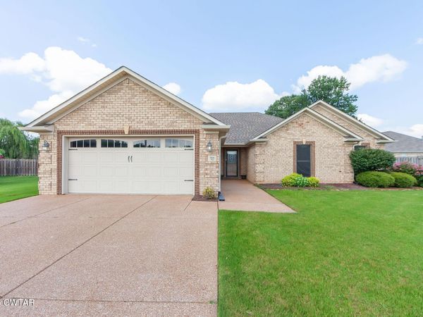 42 Thornhill Cove , Jackson, TN 38305