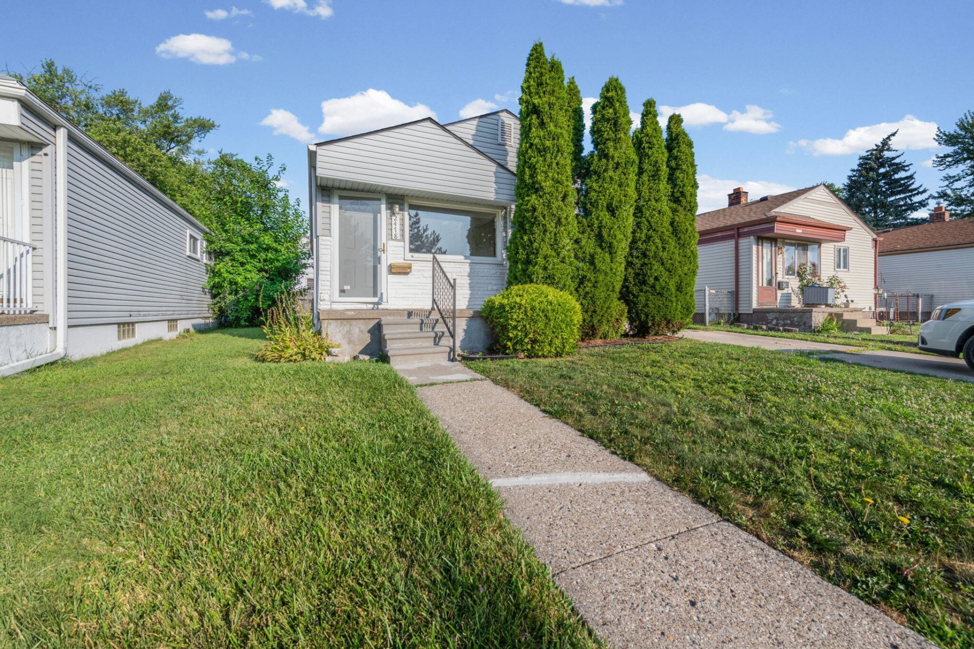 2478 River Drive, Lincoln Park, MI 48146 Main Photo
