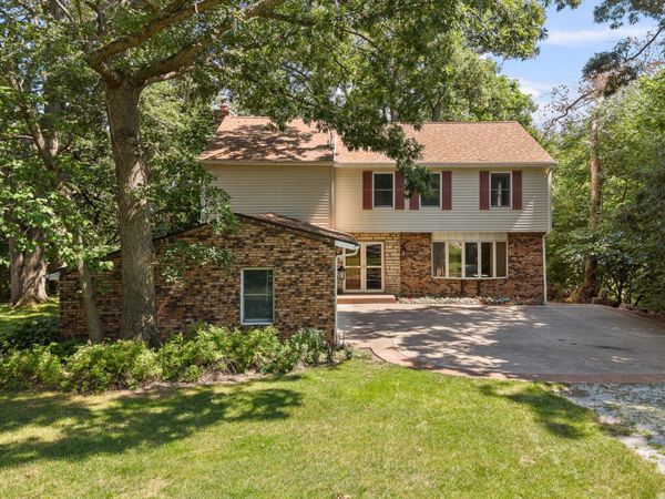 1919 Terrace Court, Davenport, IA 52802