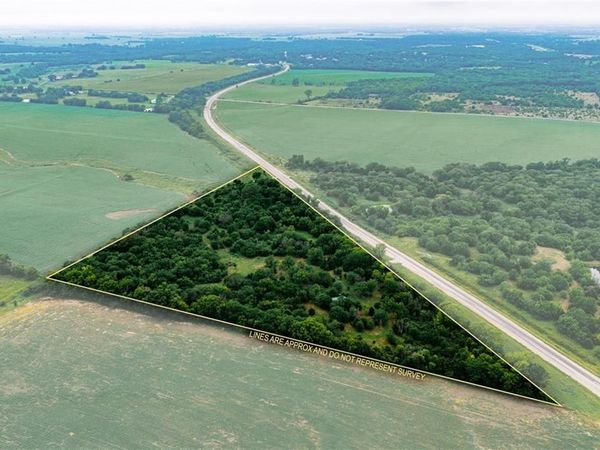 781/789 Old US 50 Highway, Williamsburg, KS 66095