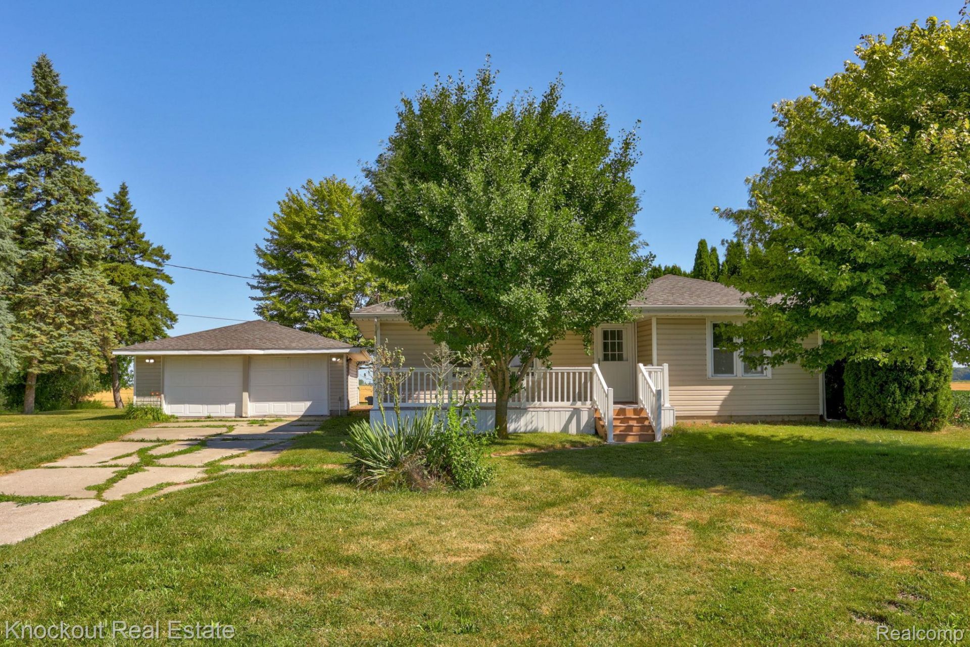 5895 King Road, Bridgeport Township, Mi 48722 Main Photo