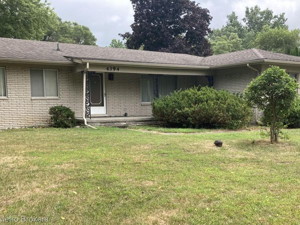 4394 Apache Drive, Burton, Mi 48509