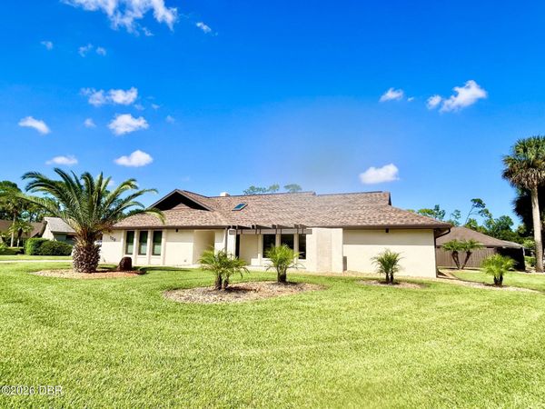 120 Peachtree Circle, Daytona Beach, FL 32114