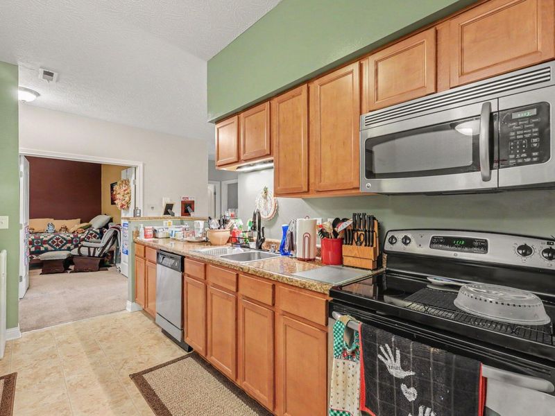567 Riverpointe Drive, Unit 2, Dayton, KY 41074 Photo 18