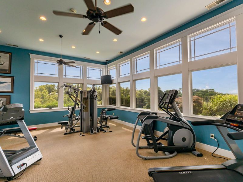 567 Riverpointe Drive, Unit 2, Dayton, KY 41074 Photo 6