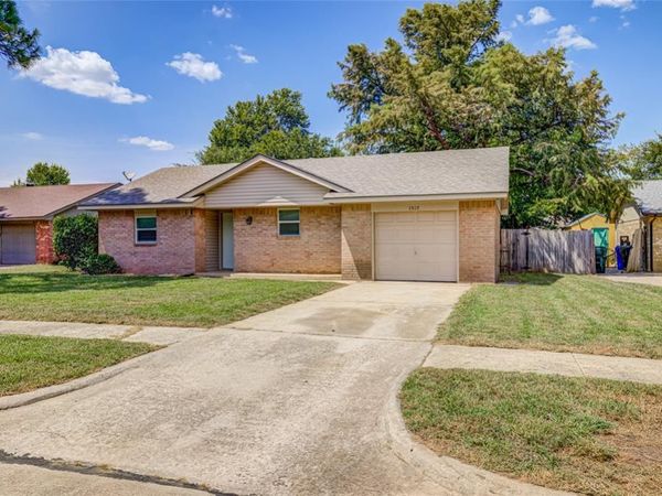 1517 Willowcliff Court, Norman, OK 73071