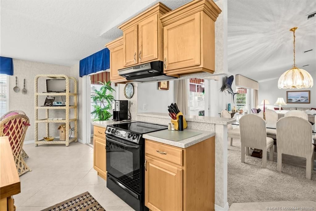 2375 NW Cove View, Jensen Beach, FL 34994 Photo