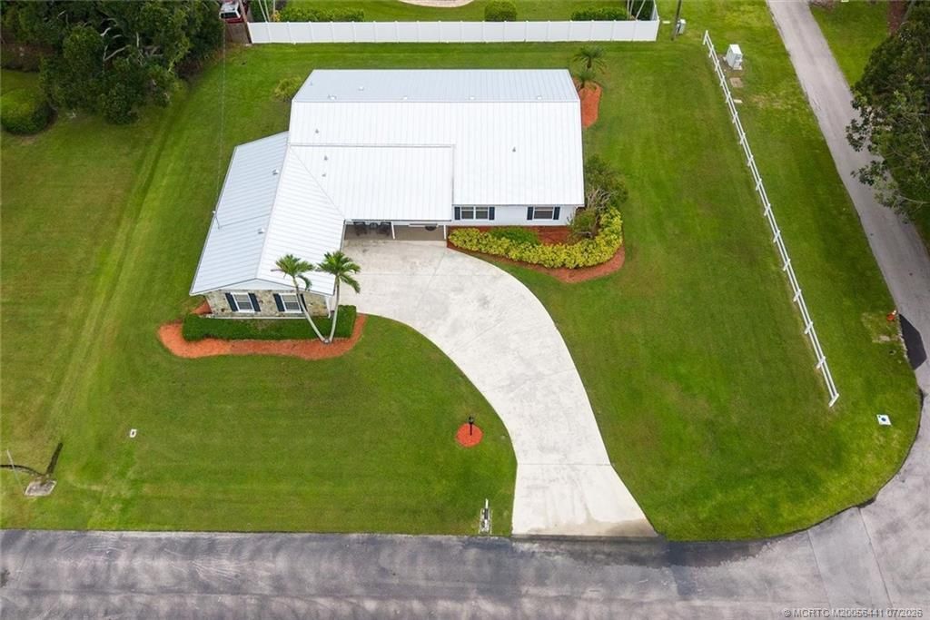 2375 NW Cove View, Jensen Beach, FL 34994 Photo