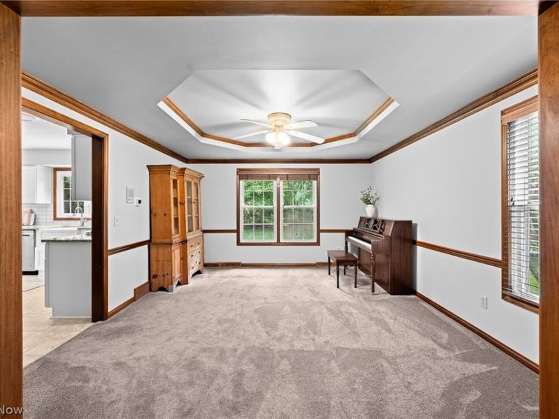 279 Ash Grove Circle, Aurora, OH 44202 Photo 12