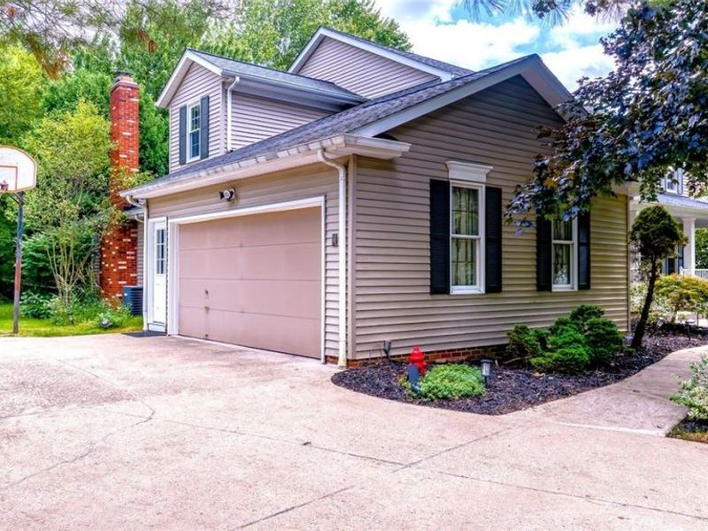 279 Ash Grove Circle, Aurora, OH 44202 Photo 4