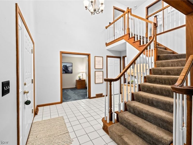 279 Ash Grove Circle, Aurora, OH 44202 Photo 9