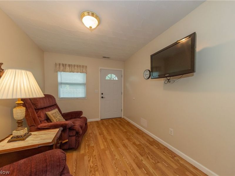 24656 Chardon Road, Richmond Heights, OH 44143 Photo 13