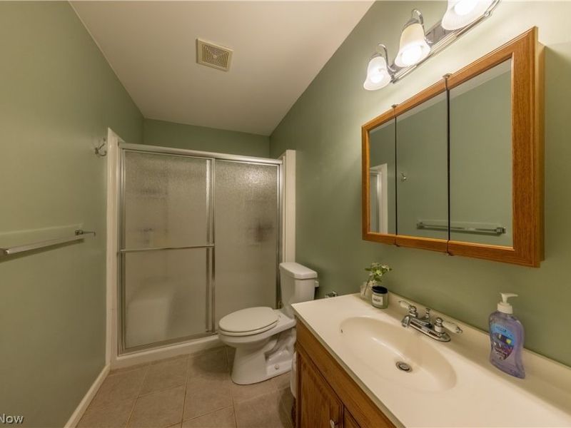 24656 Chardon Road, Richmond Heights, OH 44143 Photo 18