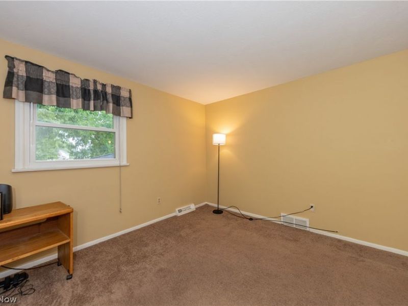 24656 Chardon Road, Richmond Heights, OH 44143 Photo 34