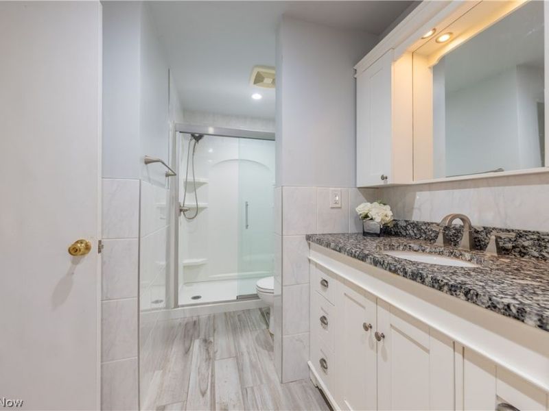 24656 Chardon Road, Richmond Heights, OH 44143 Photo 41