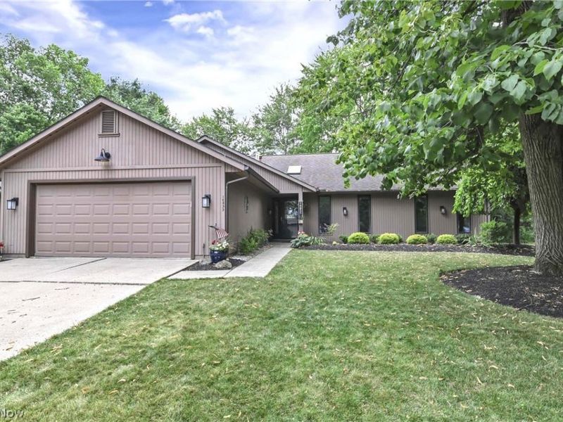14855 Hartford Trail, Strongsville, OH 44136 Photo 1