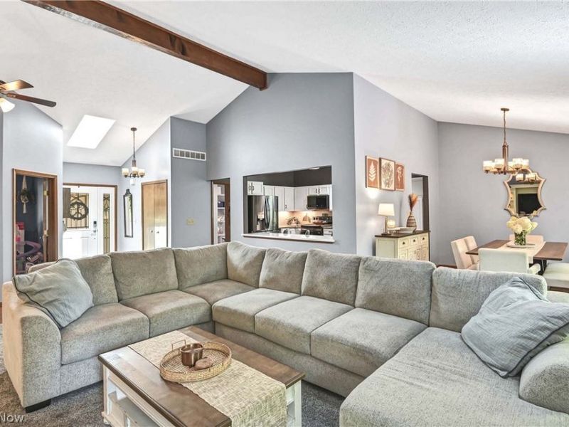 14855 Hartford Trail, Strongsville, OH 44136 Photo 5
