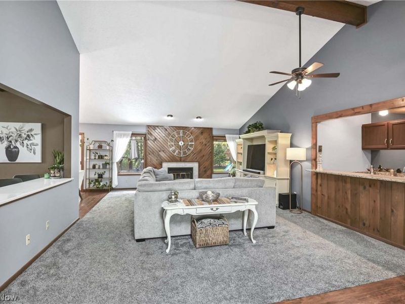 14855 Hartford Trail, Strongsville, OH 44136 Photo 6