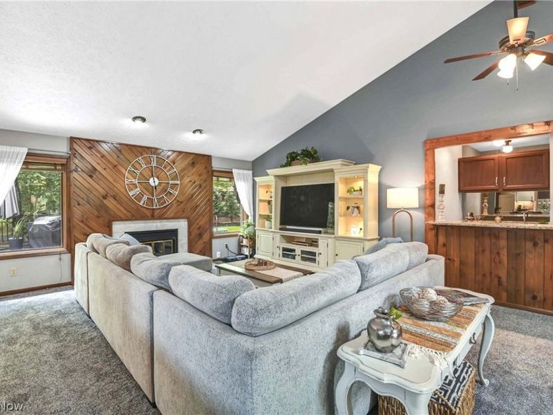 14855 Hartford Trail, Strongsville, OH 44136 Photo 7