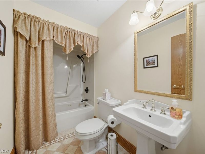 118 Manning Road, Mogadore, OH 44260 Photo 9
