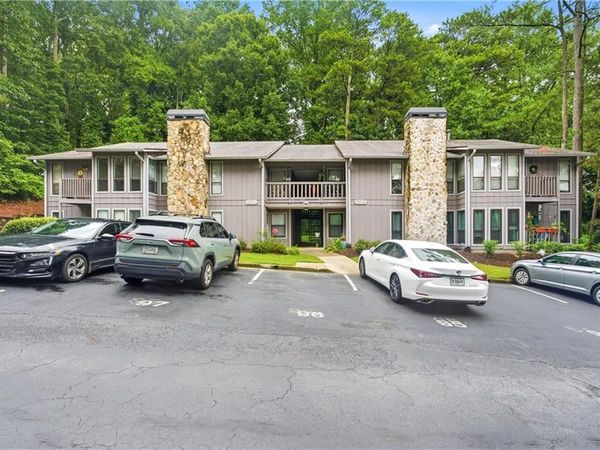 4097 Woodridge Way , Tucker, GA 30084