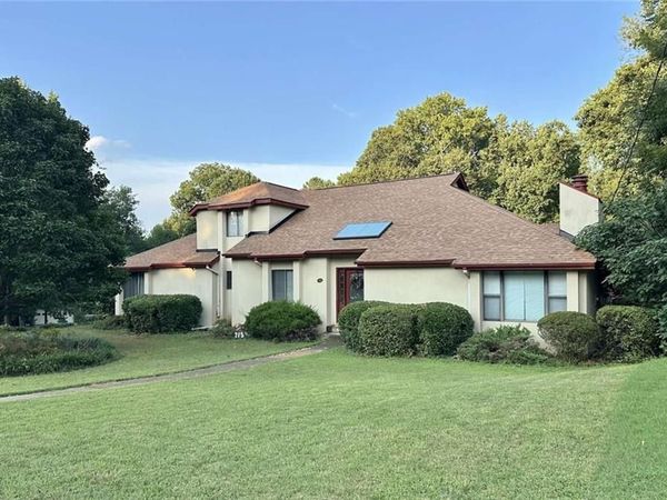 3150 Bolero Drive , Atlanta, GA 30341