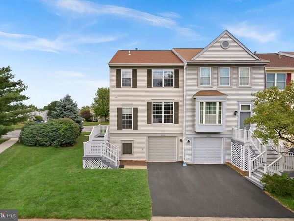 46700 SANDALWOOD SQUARE , STERLING, VA 20164