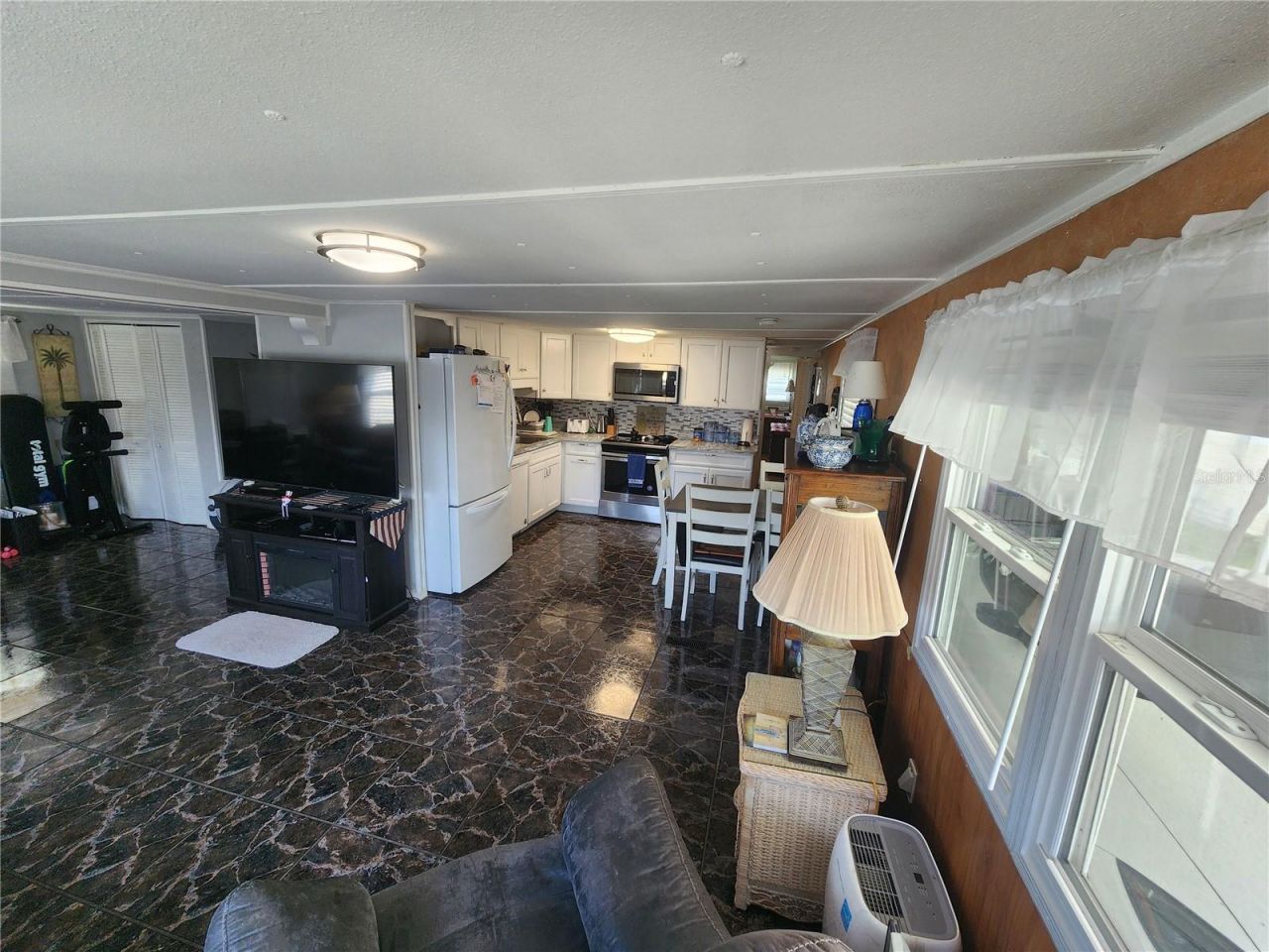 130 Capri Drive, Palmetto, FL 34221 Photo