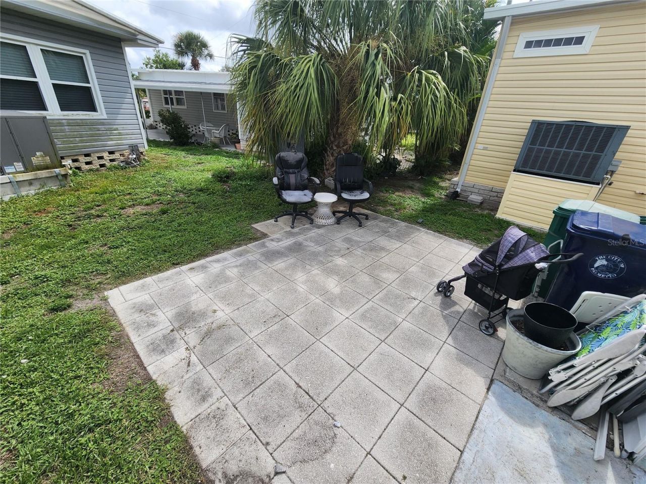 130 Capri Drive, Palmetto, FL 34221 Photo
